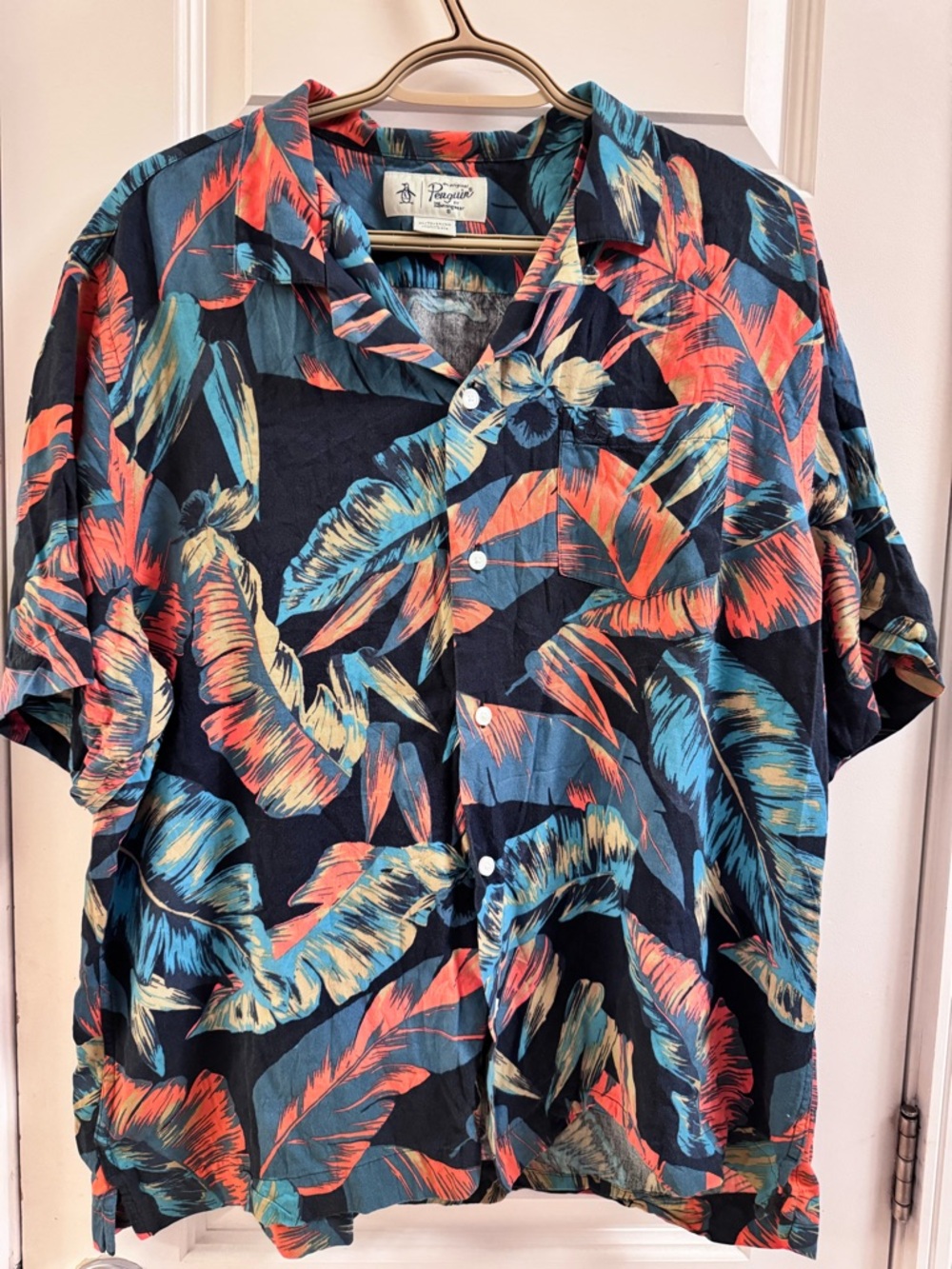 Original Penguin Men’s Black Tropical Leaf Print Camp Shirt - Coral & Teal